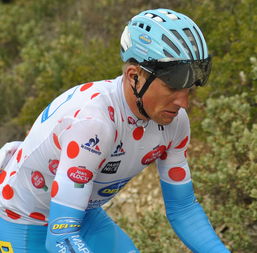 开云体育入口-法国网球队强势称霸世界，西西帕斯全场统治