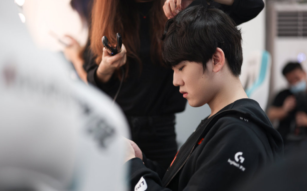 关于TL血洗HKA，Perkz单局斩获MVP鏖战多局入围赛，技惊四座的信息