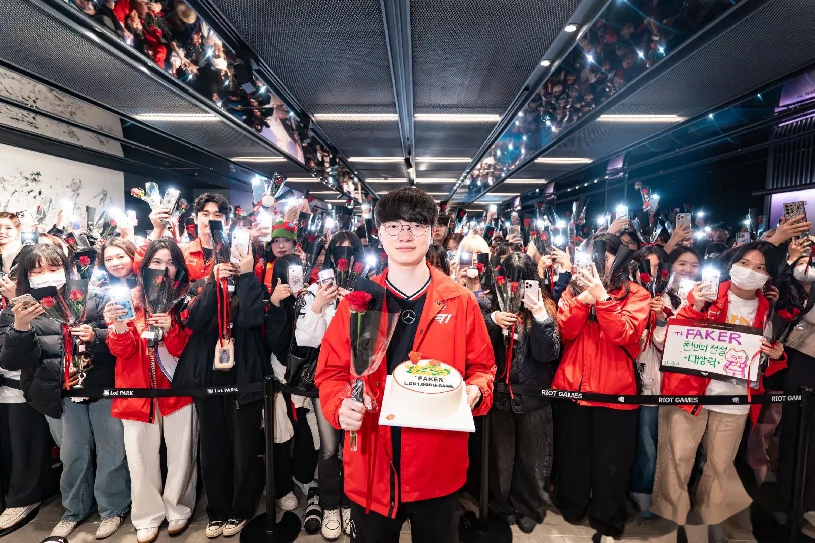 开云APP-HLE血洗EDG，Faker单局斩获MVP宿敌对决淘汰赛，引爆全场热议