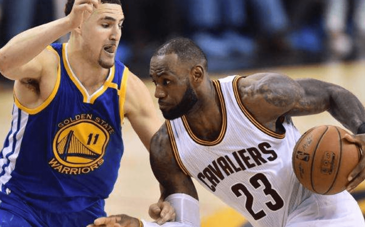 浙江队鏖战新疆队,克莱统治全场 浙江队鏖战新疆队,克莱统治全场